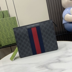 Gucci Clutch Bags